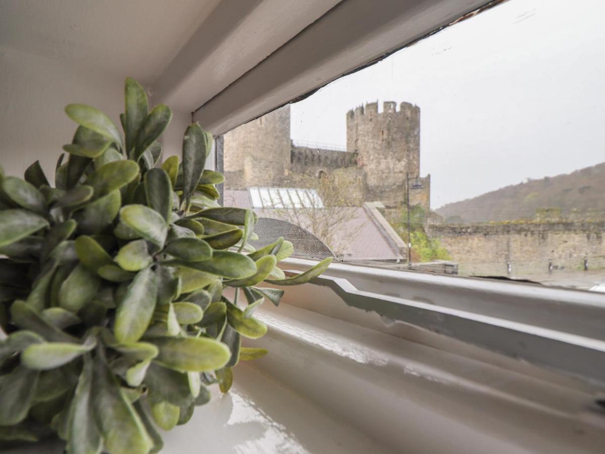 The Old Coach House Apartamento Conwy Exterior foto