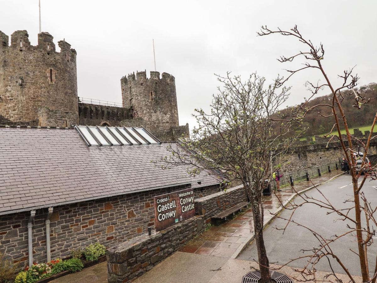 The Old Coach House Apartamento Conwy Exterior foto